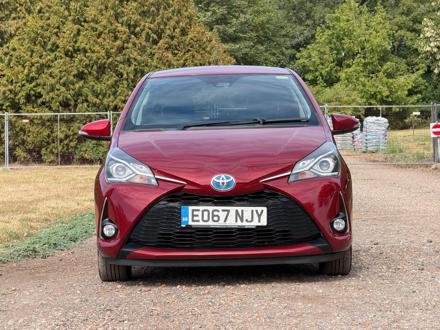 2017 Toyota Yaris image 19