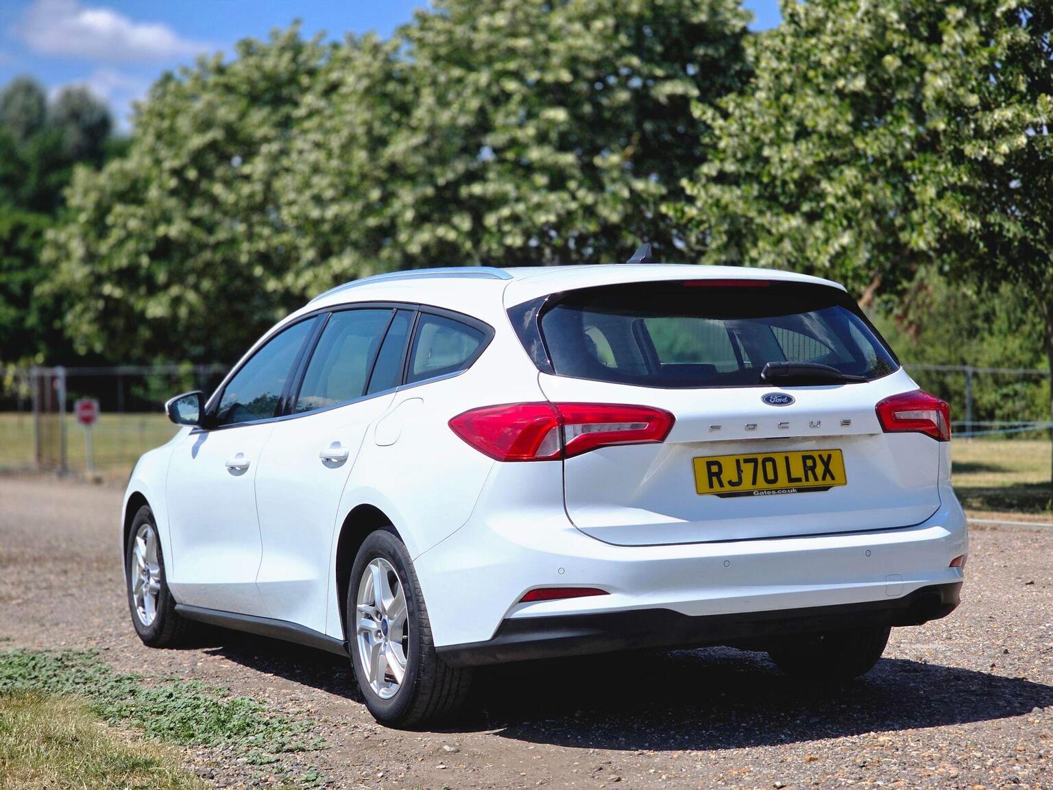 2020 Ford Focus image 12