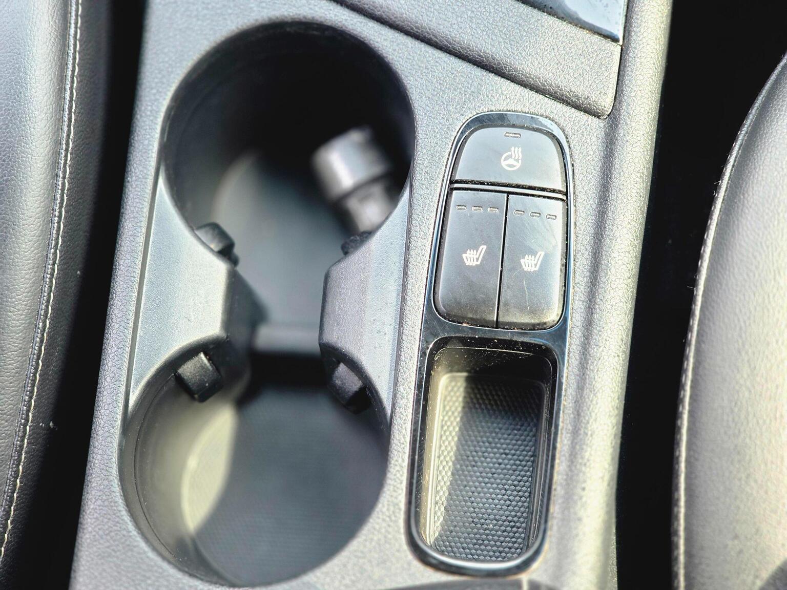 2017 Kia Niro image 37