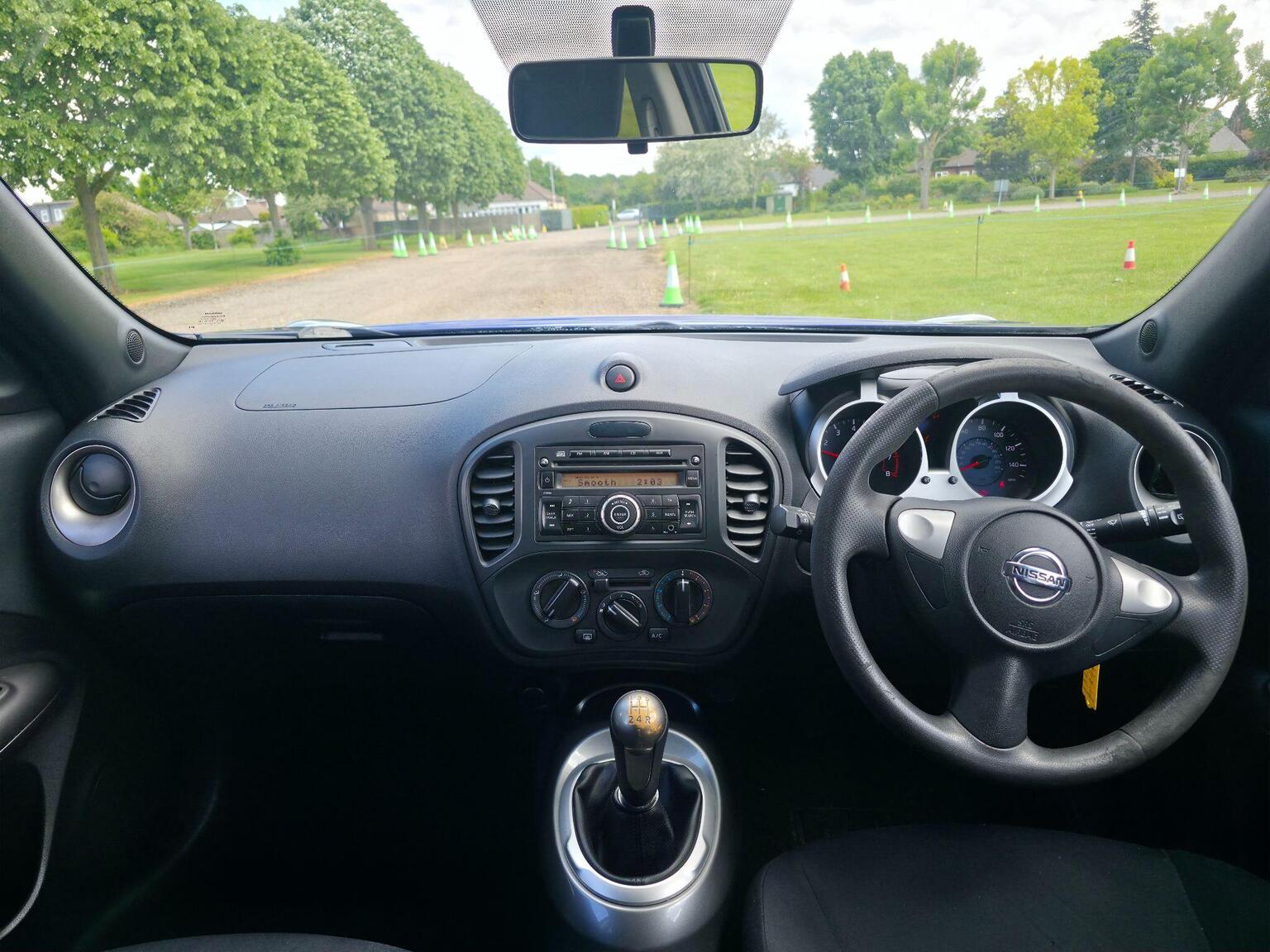 2014 Nissan Juke image 28