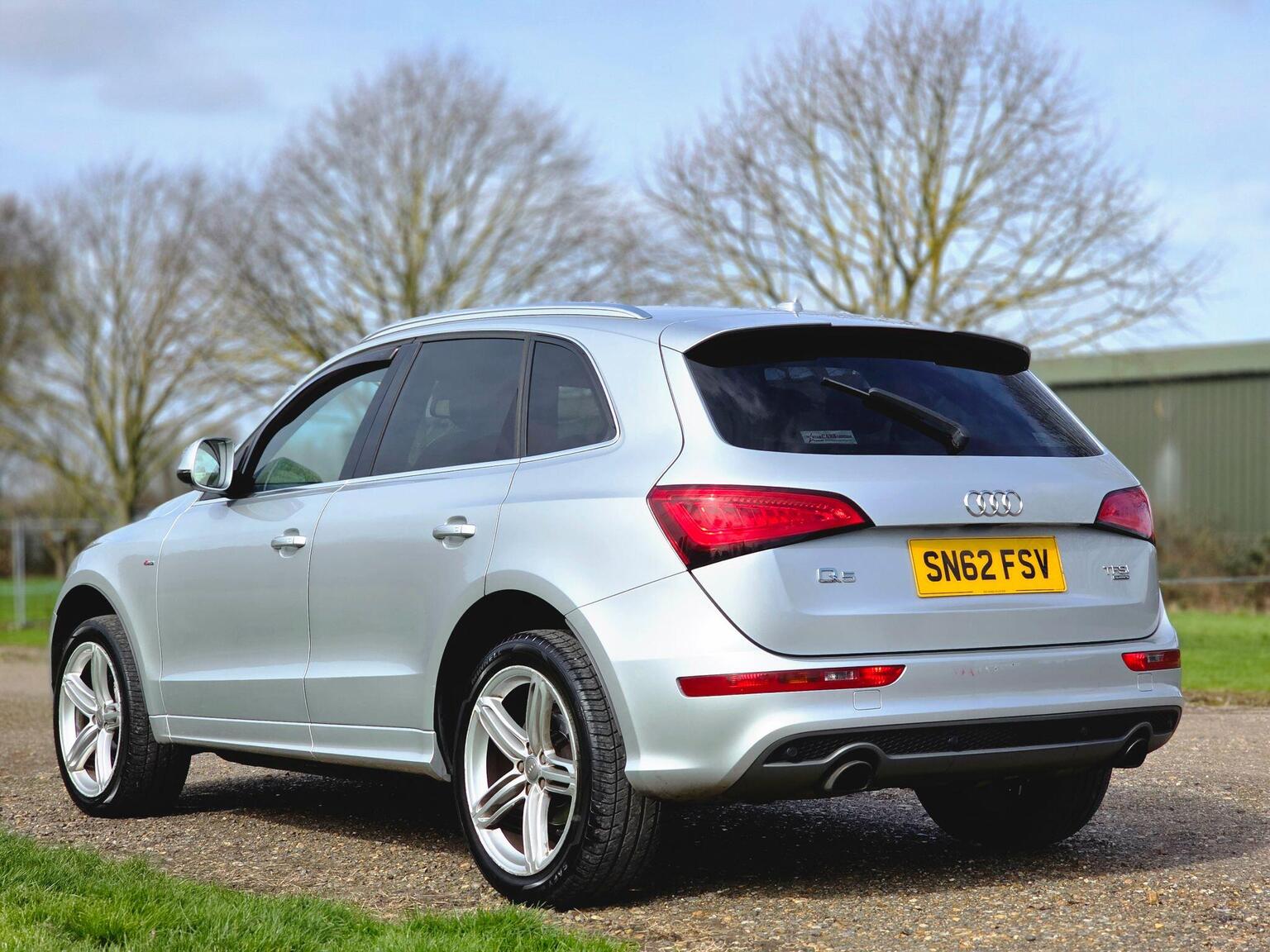 2012 Audi Q5 image 11