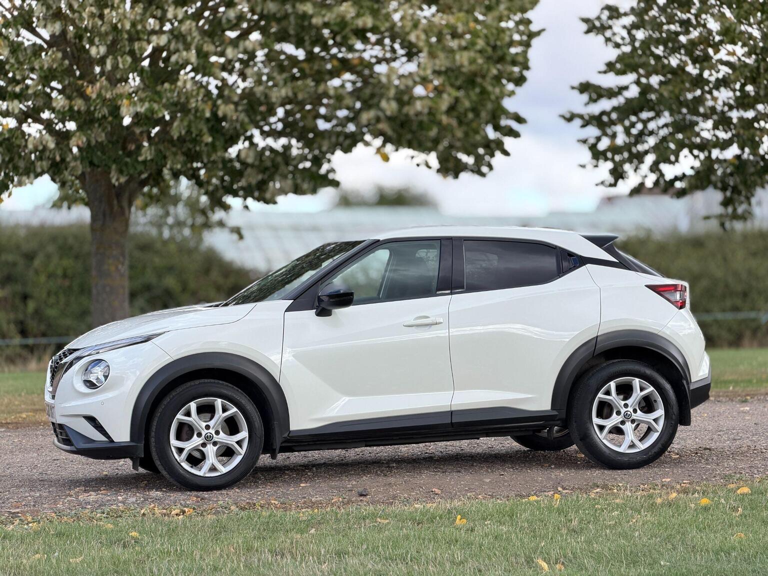 2020 Nissan Juke image 15