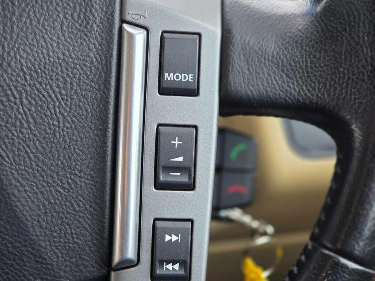 2008 Land Rover Range Rover Sport image 24