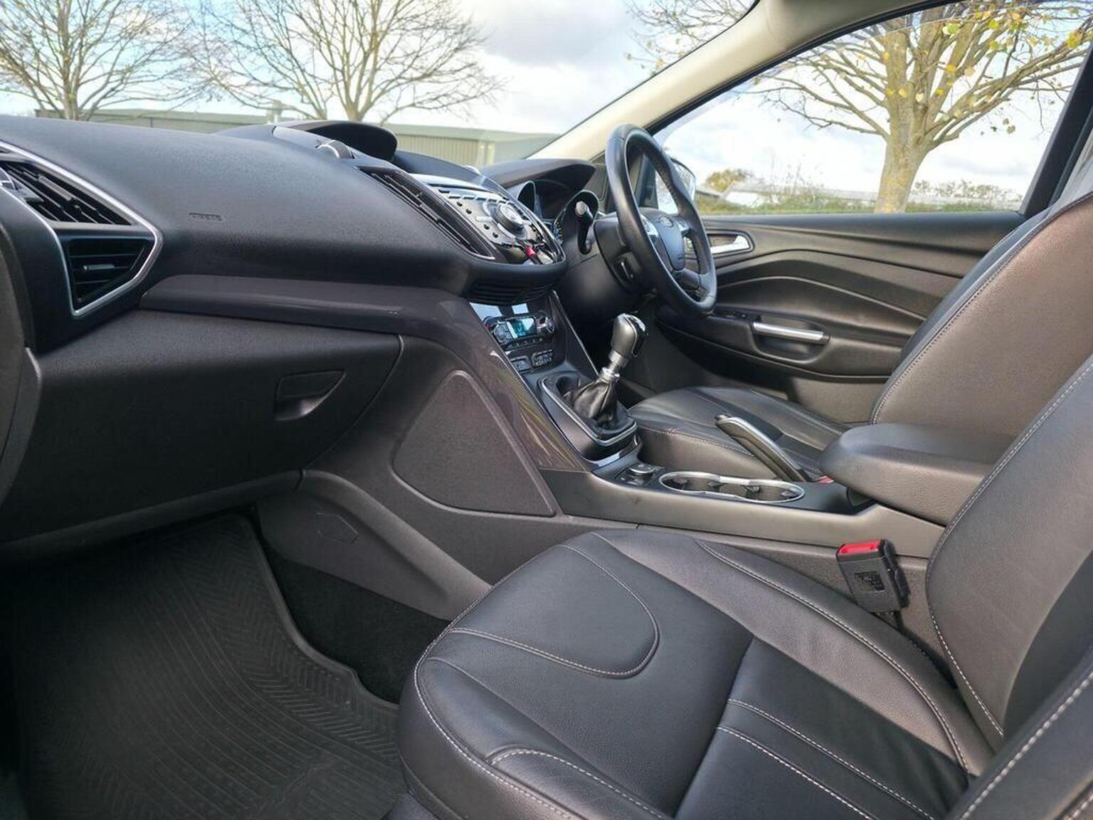 2014 Ford Kuga image 27
