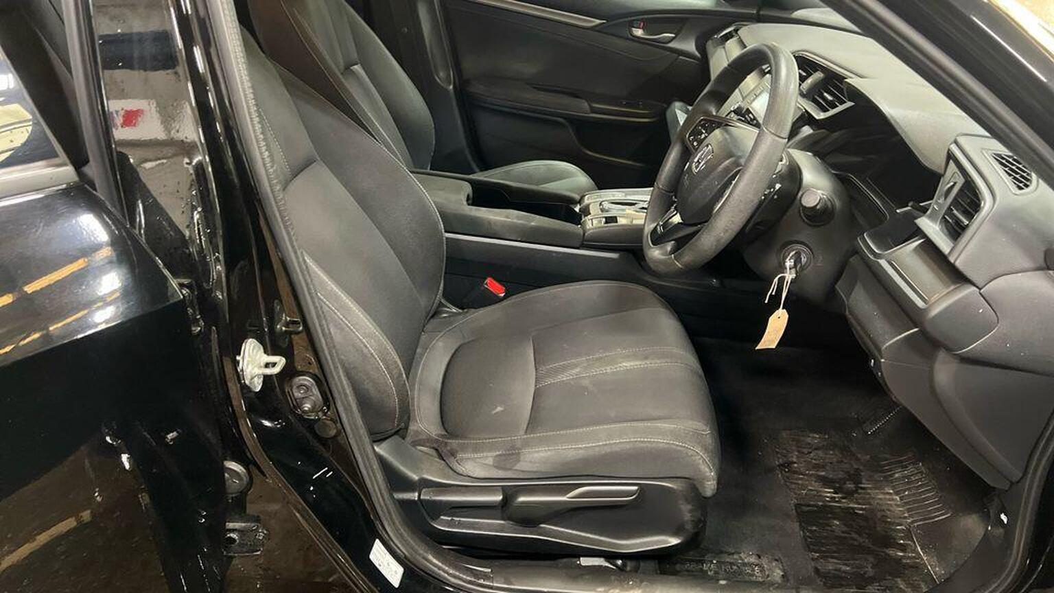 2018 Honda Civic image 11