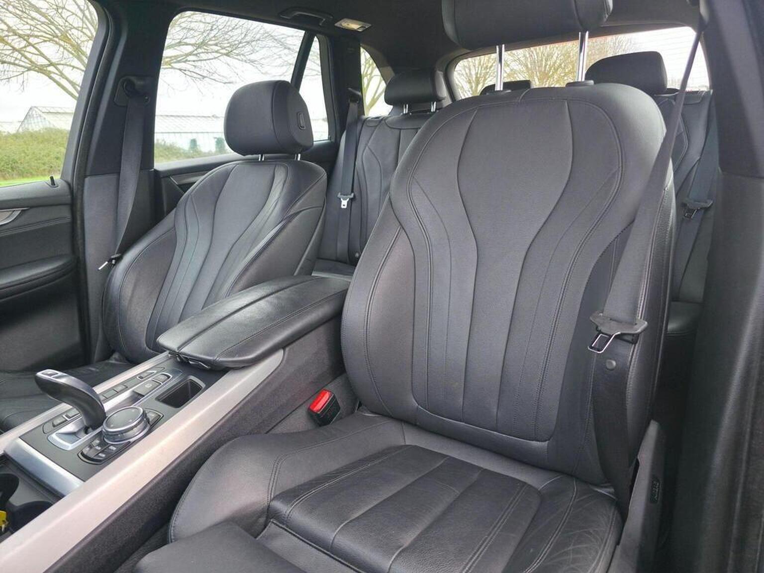 2016 BMW X5 image 28