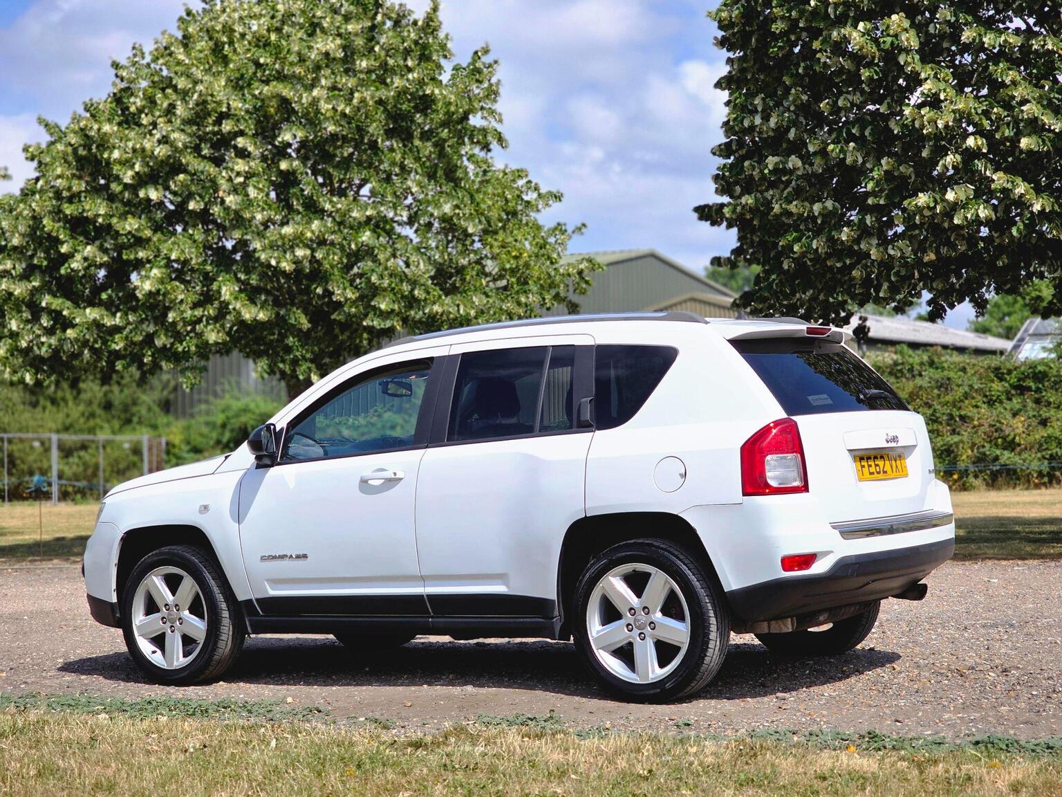 2012 Jeep Compass image 15