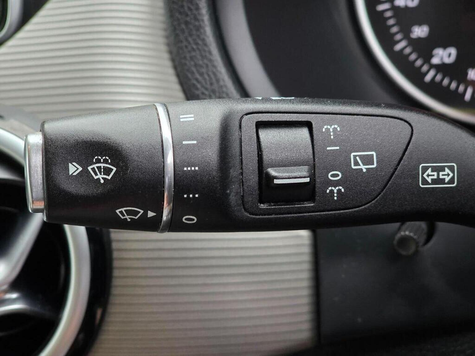 2016 Mercedes-Benz B Class image 29