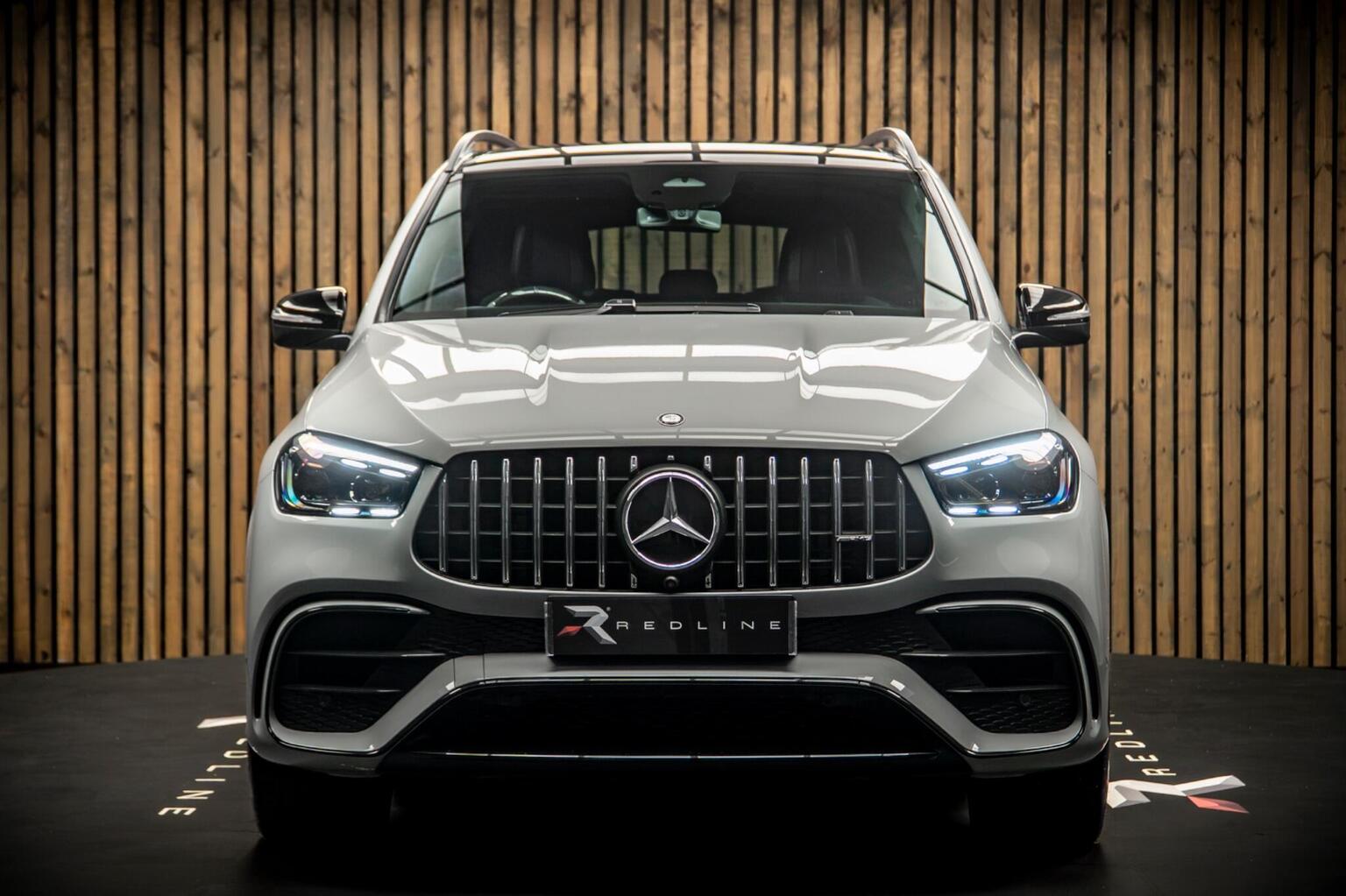 2025 Mercedes-Benz GLE GLE63 AMG S Night Edition — photograph 5
