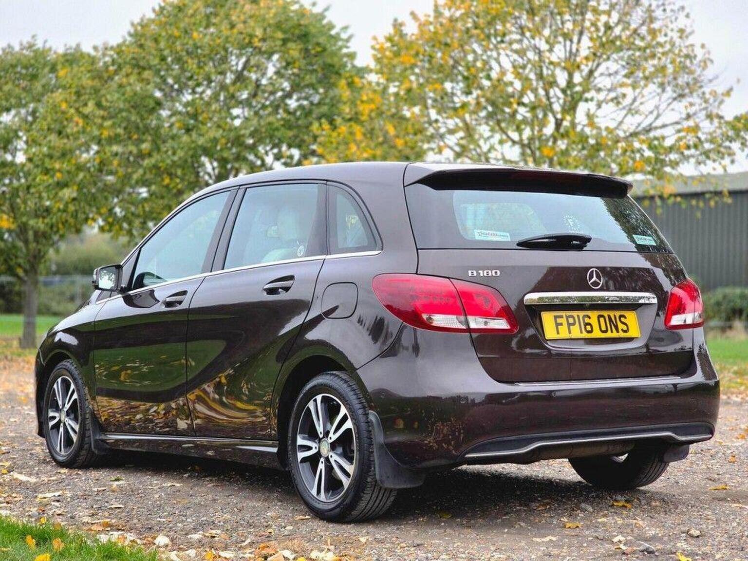 2016 Mercedes-Benz B Class image 11