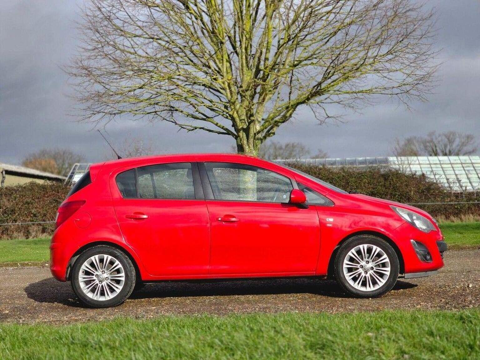 2013 Vauxhall Corsa image 3