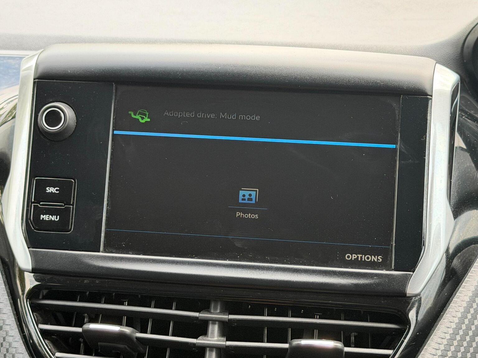 2018 Peugeot 2008 image 26