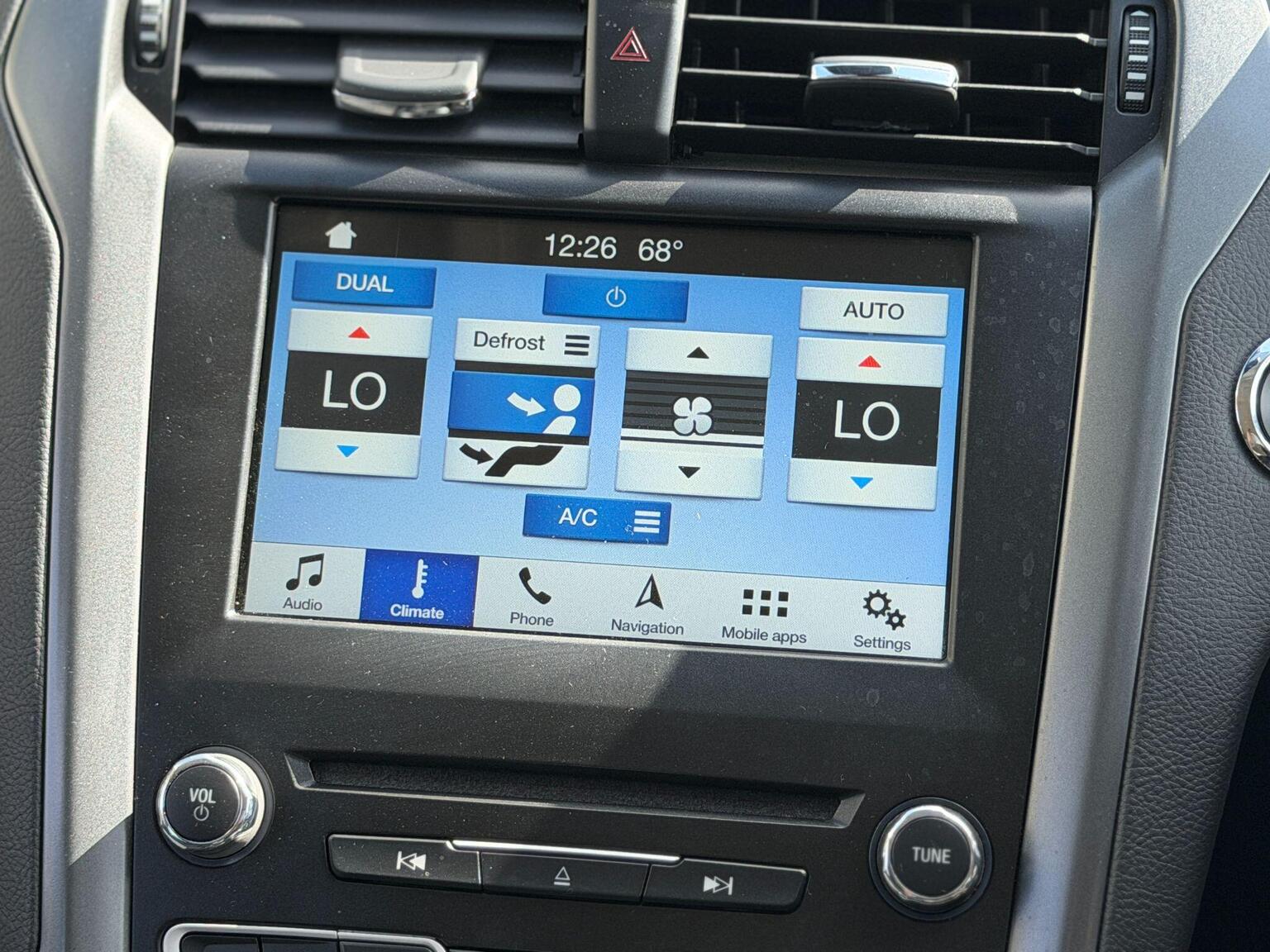 2018 Ford Mondeo image 32