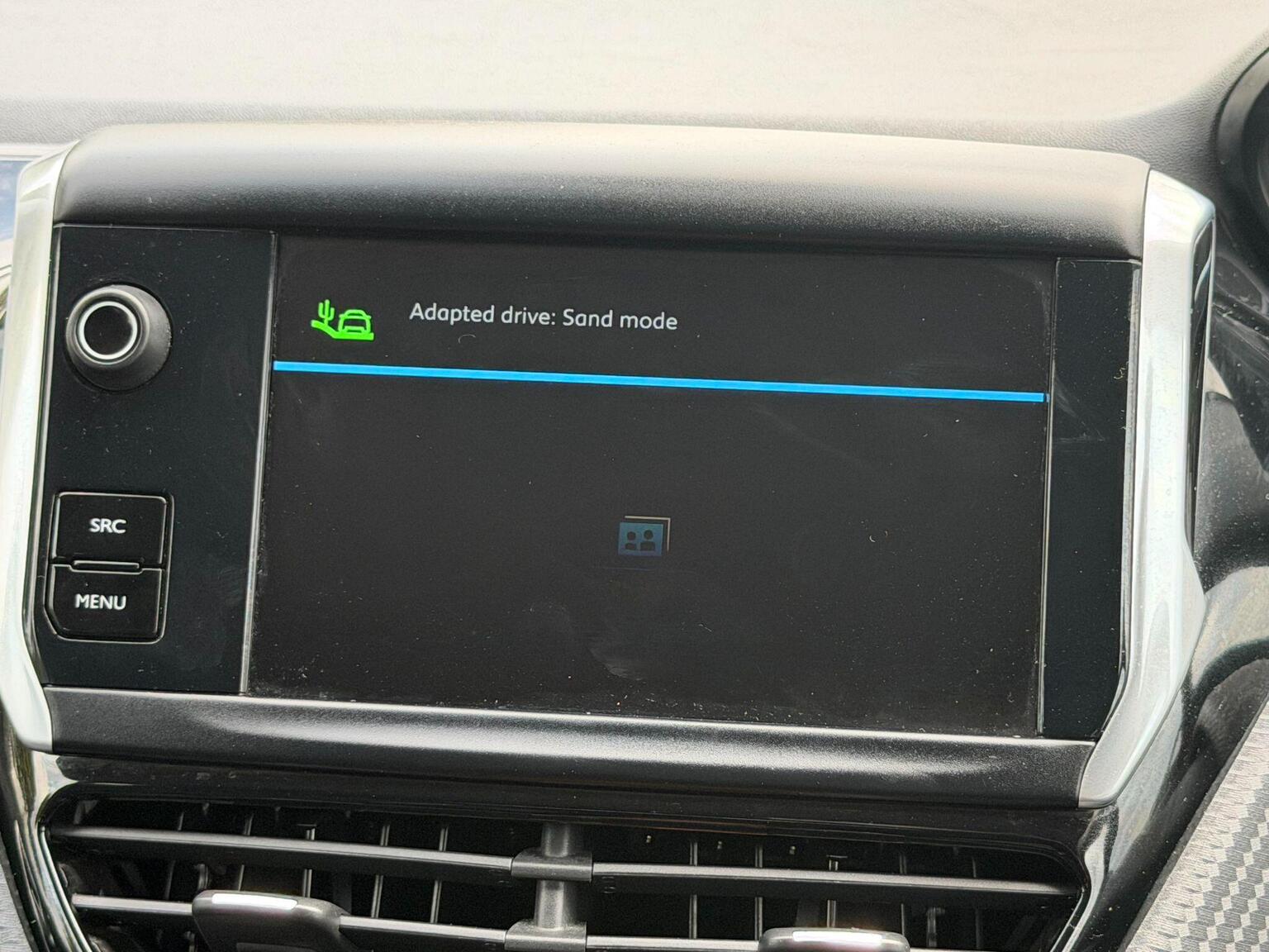 2018 Peugeot 2008 image 27