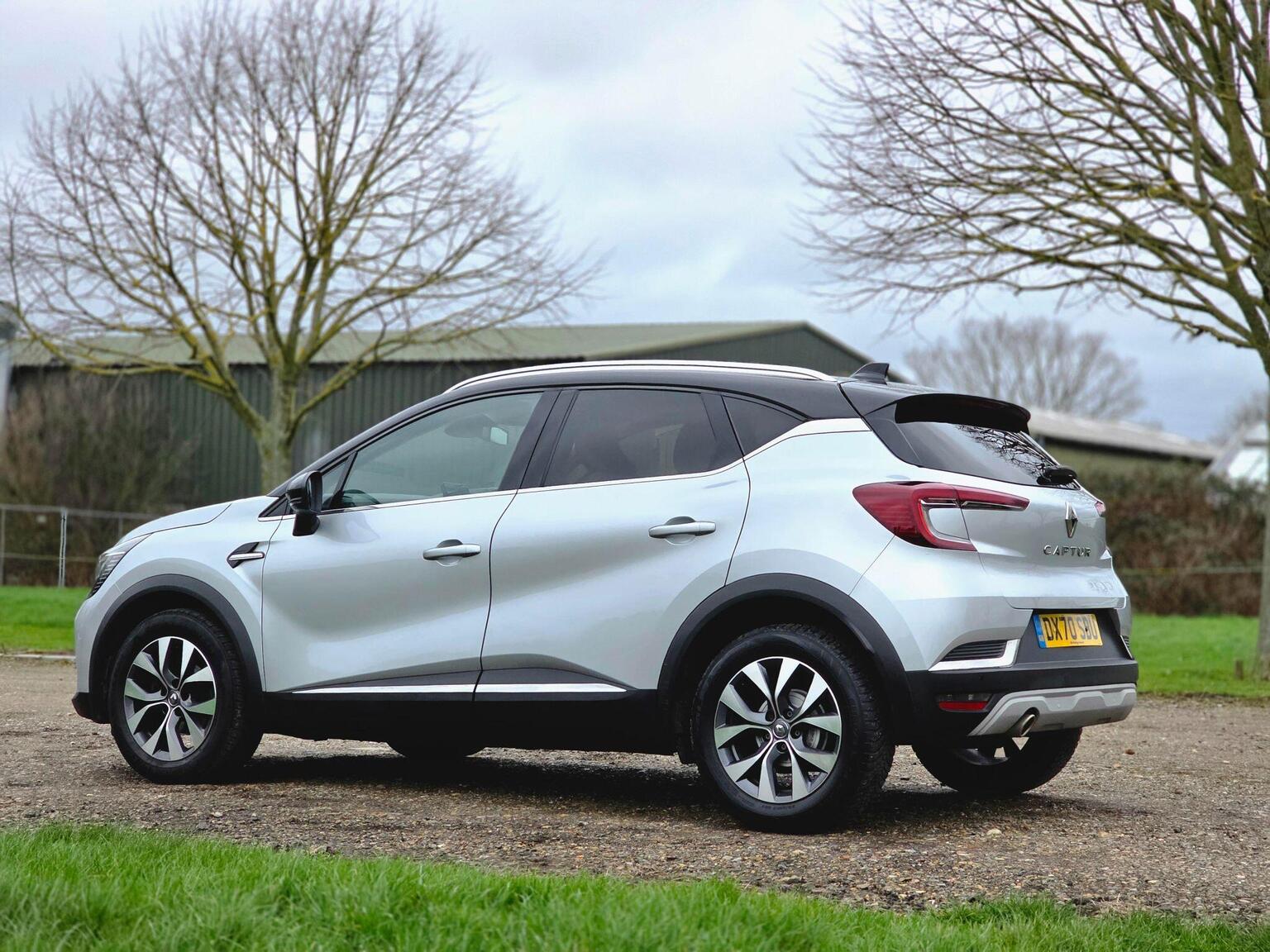 2020 Renault Captur image 12