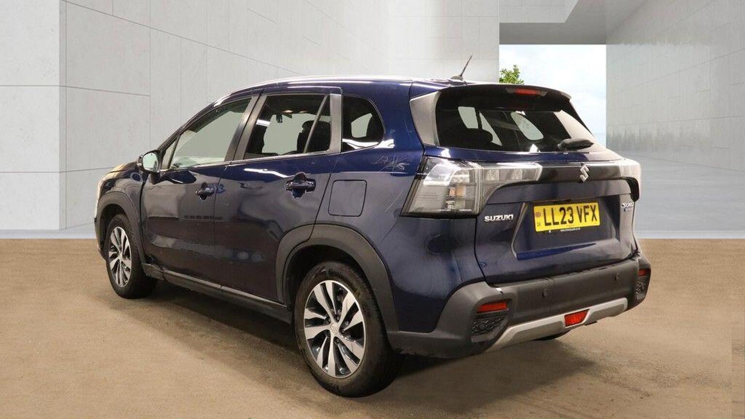 2023 Suzuki S-Cross image 6