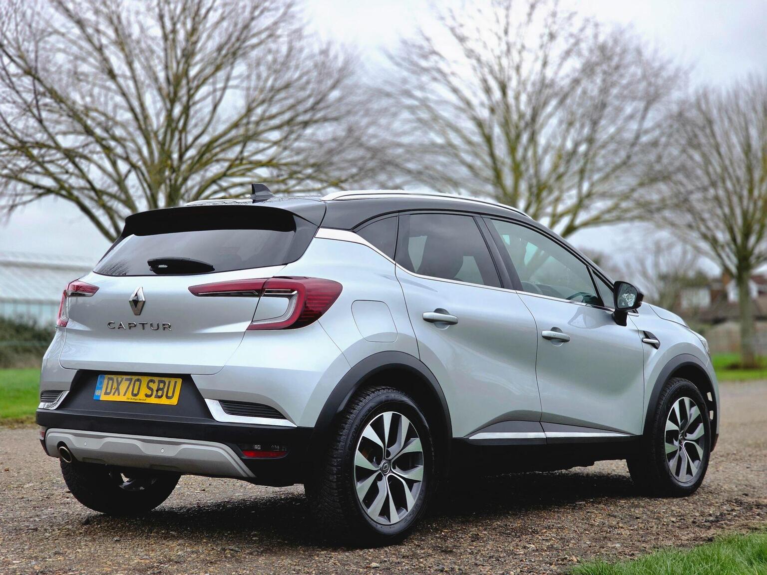 2020 Renault Captur image 6