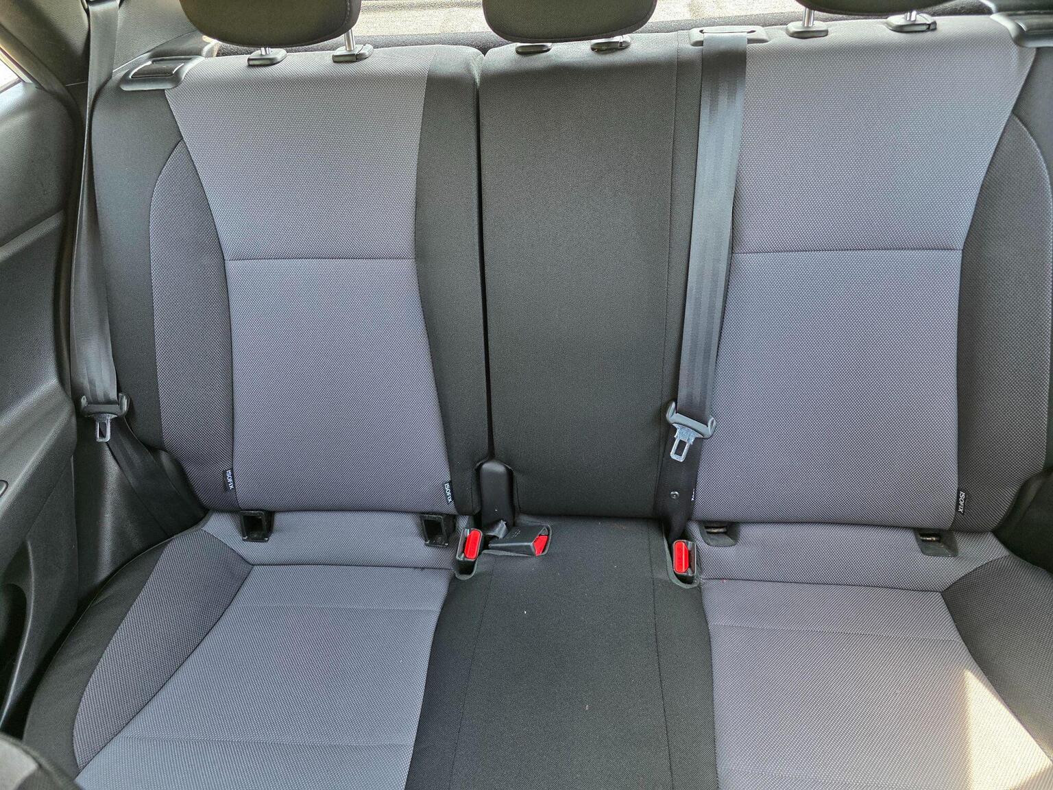 2018 Hyundai i20 image 31
