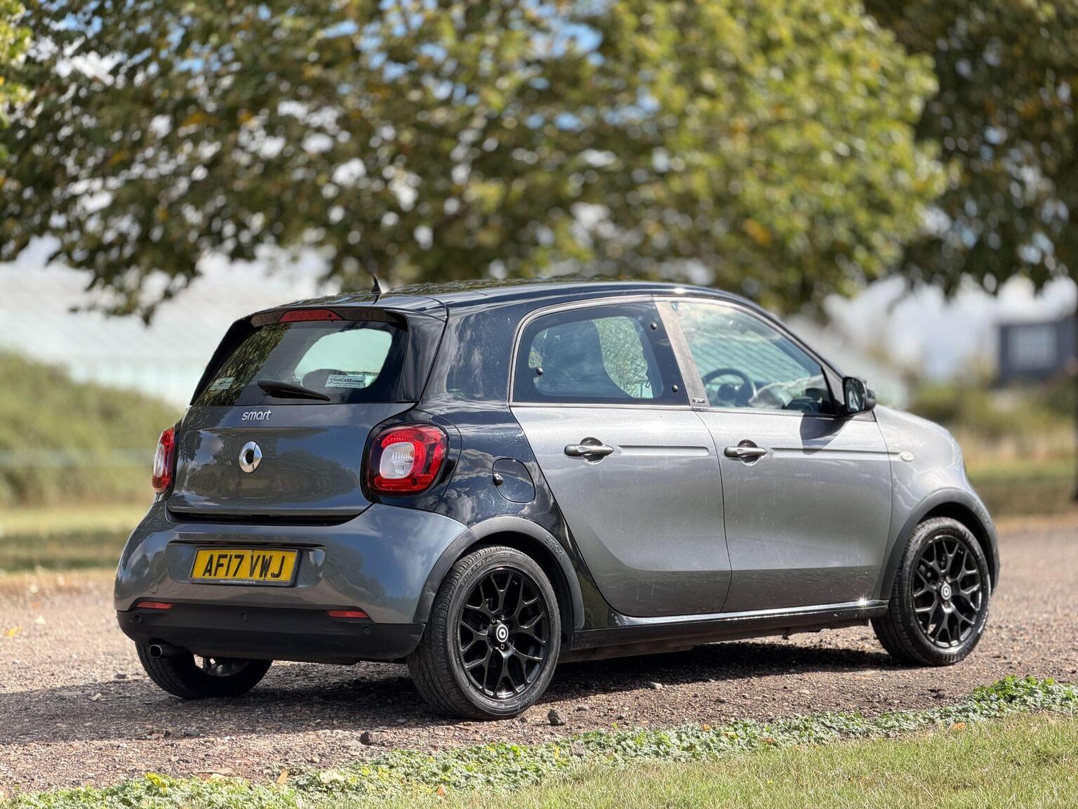 2017 Smart forfour image 7