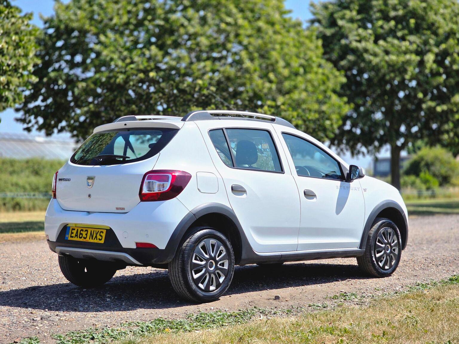 2013 Dacia Sandero Stepway image 8