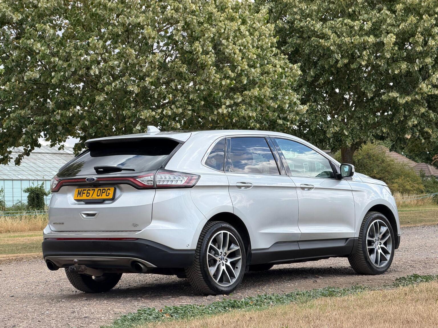 2018 Ford Edge image 7