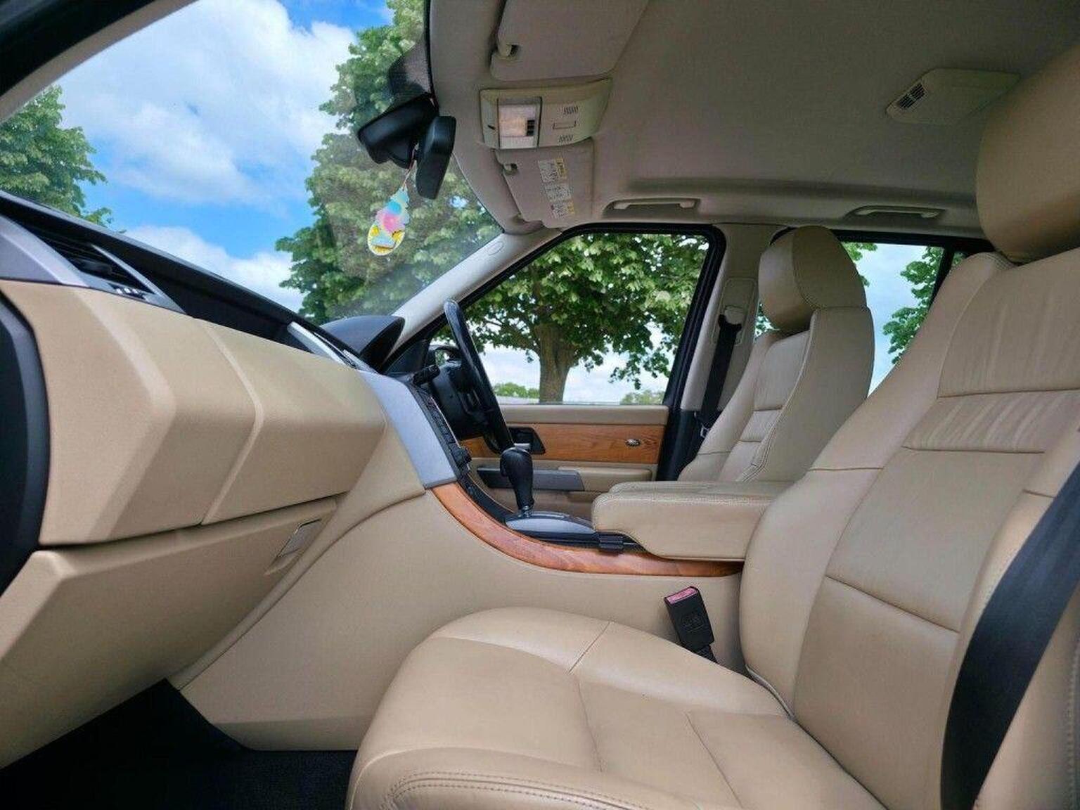 2008 Land Rover Range Rover Sport image 15