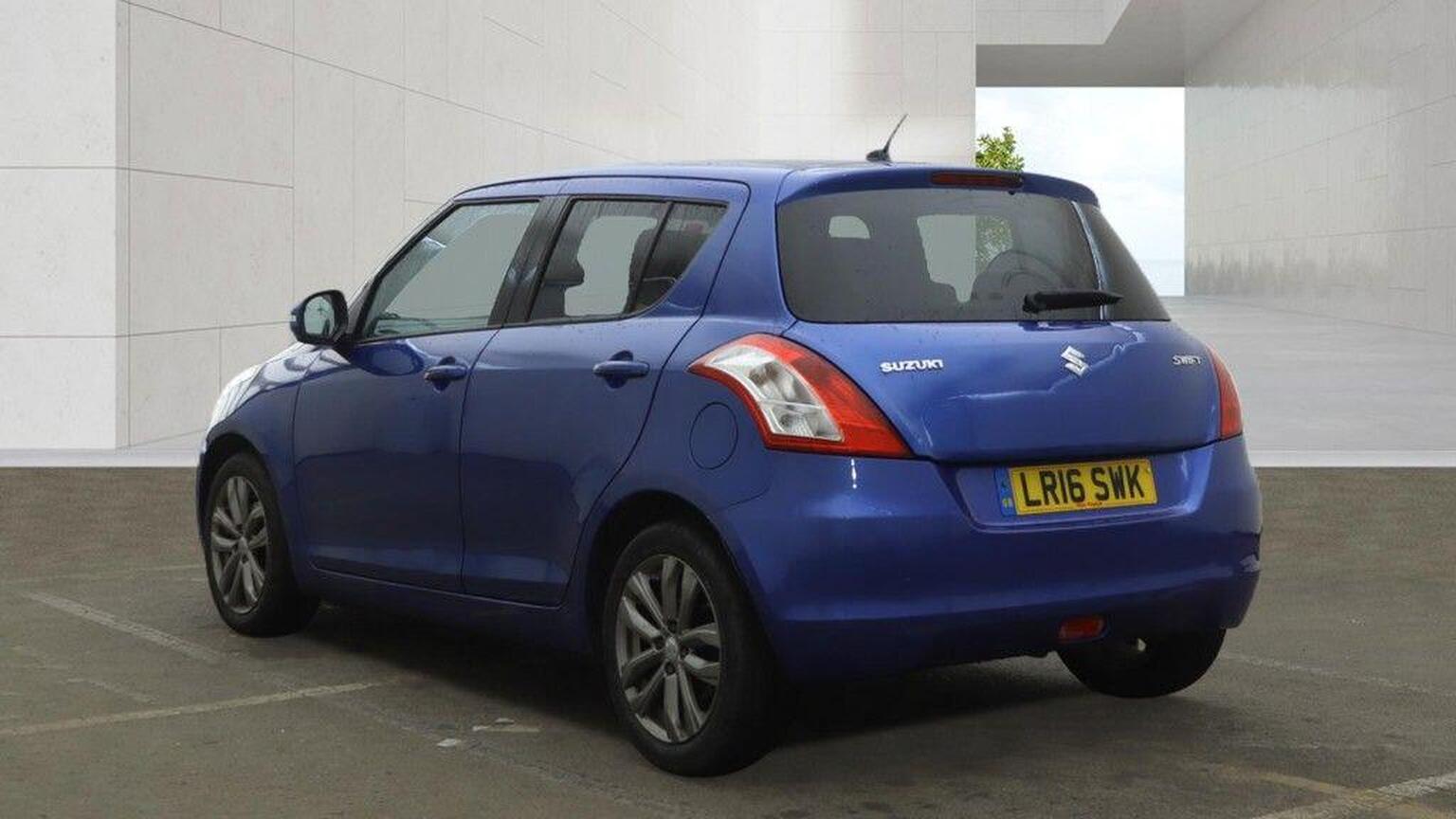2016 Suzuki Swift image 6