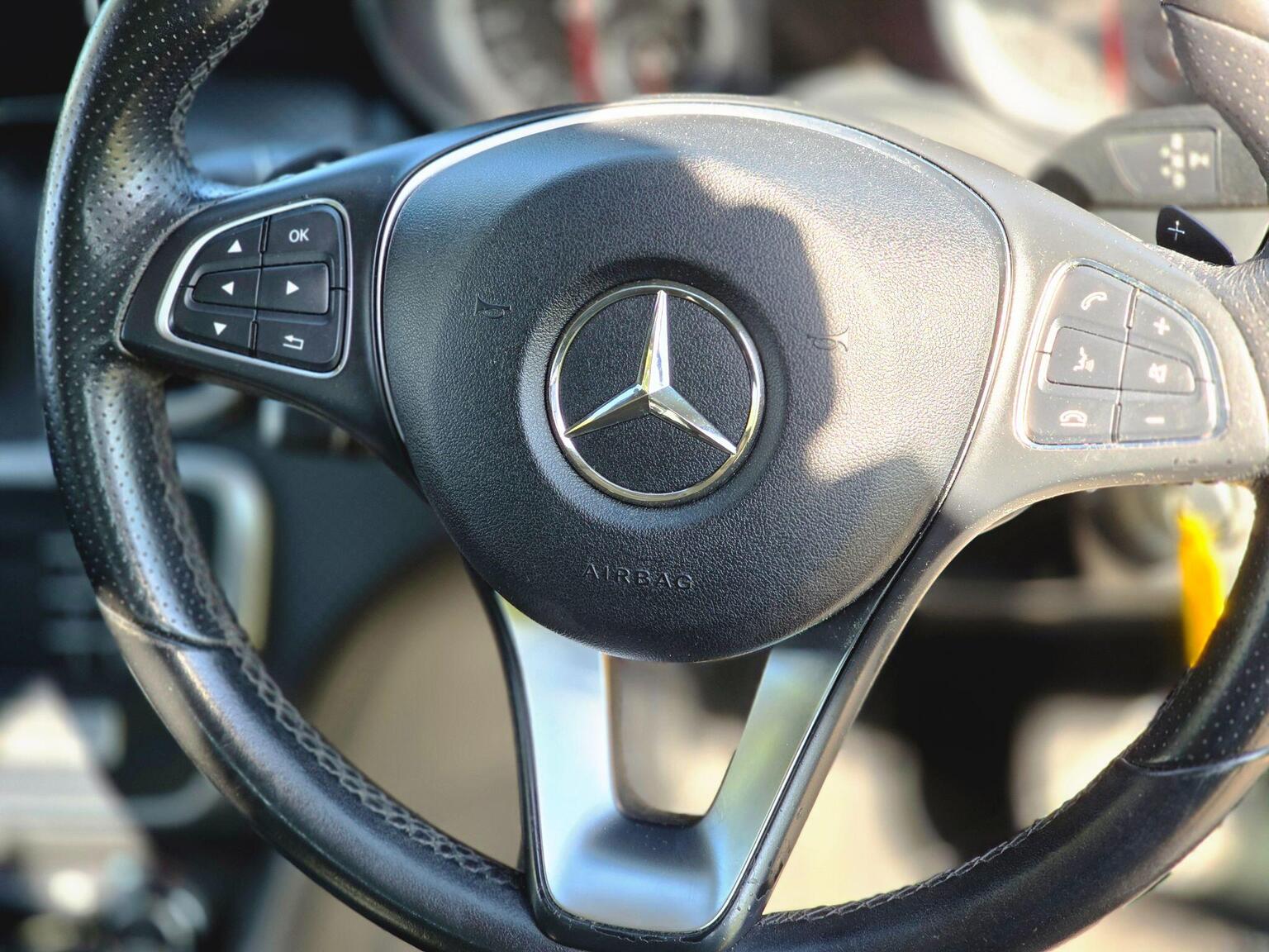 2016 Mercedes-Benz A Class image 38