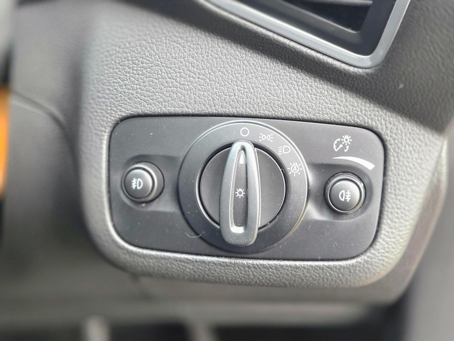 2014 Ford Kuga image 34