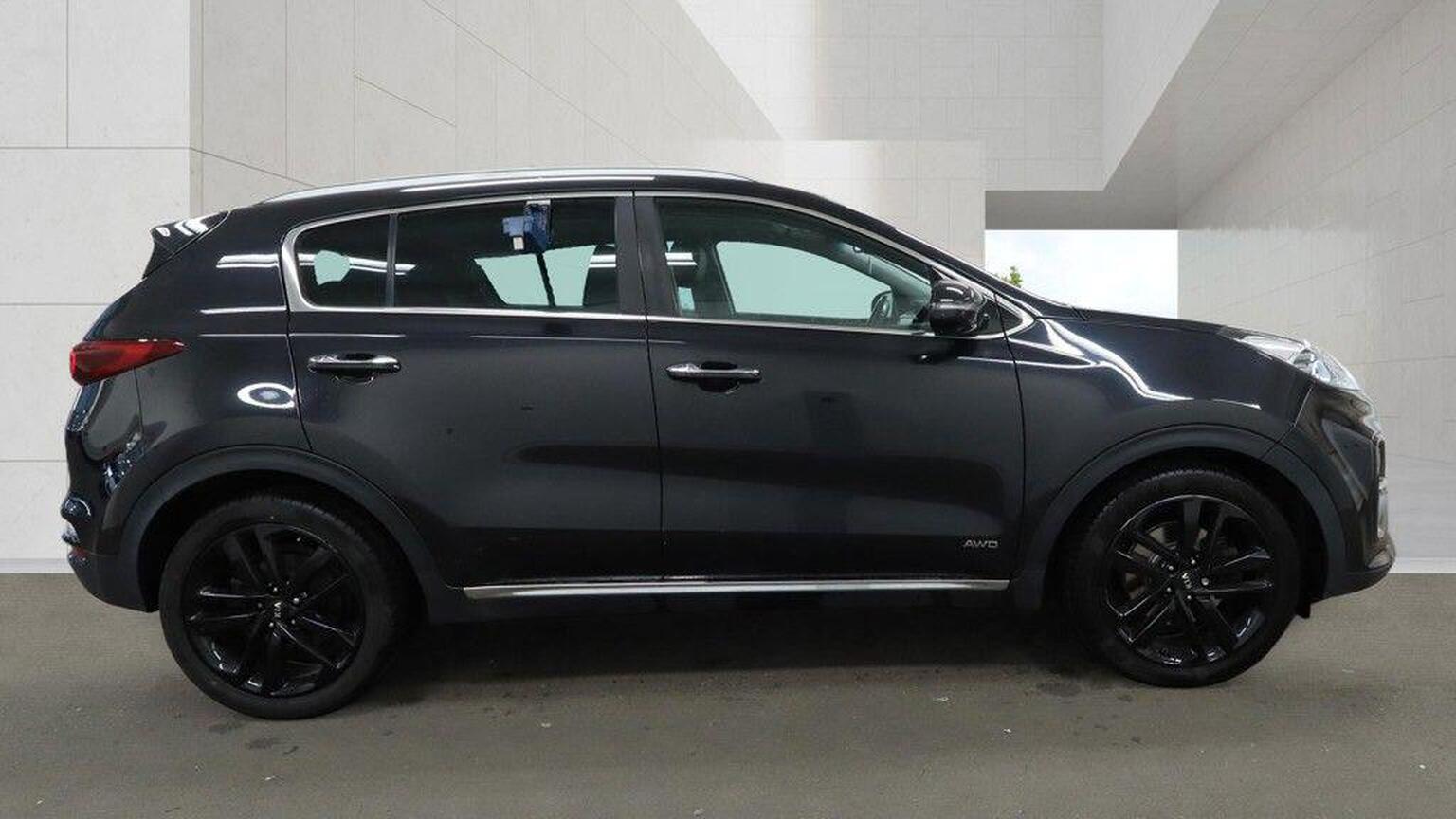 2019 Kia Sportage image 2