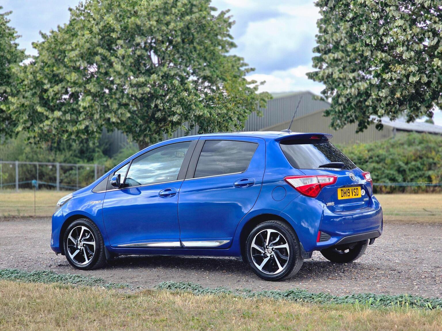 2019 Toyota Yaris image 13