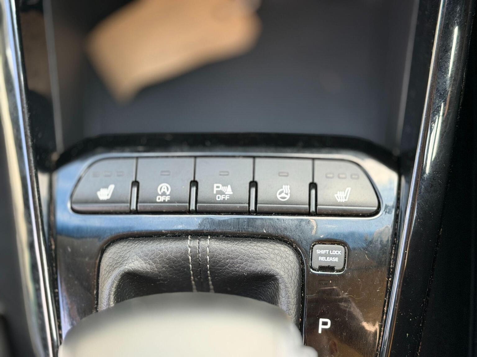 2018 Kia Stonic image 28