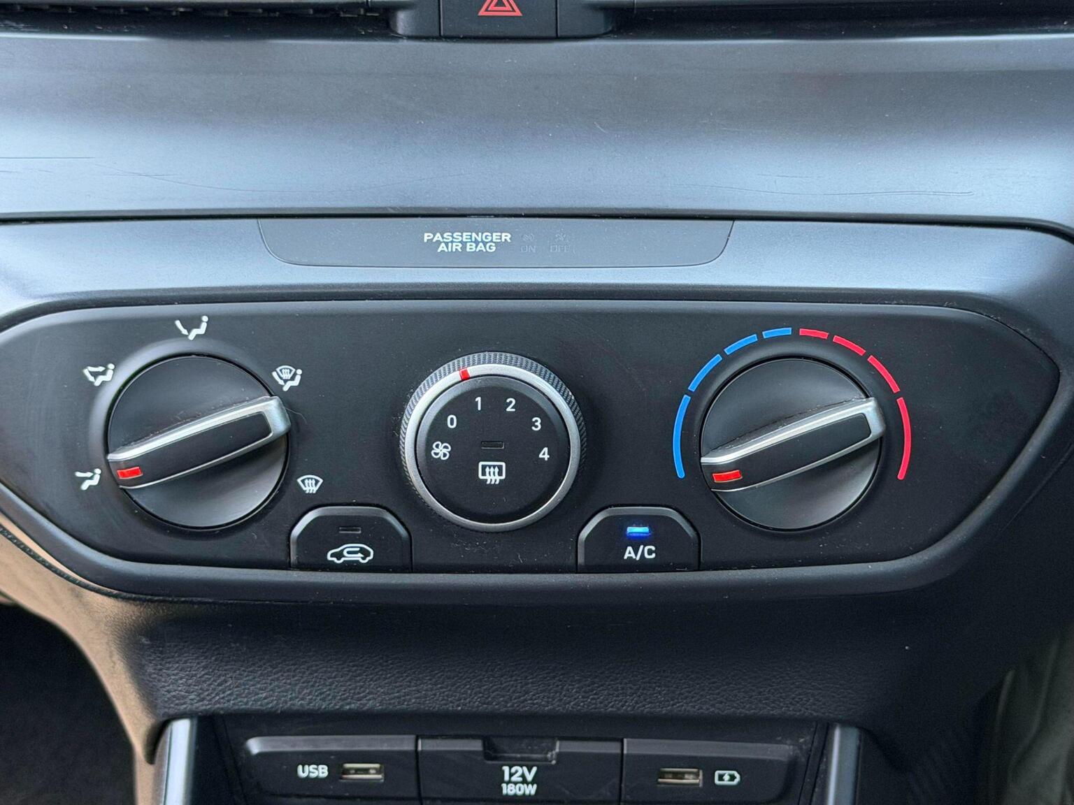 2022 Hyundai BAYON image 35