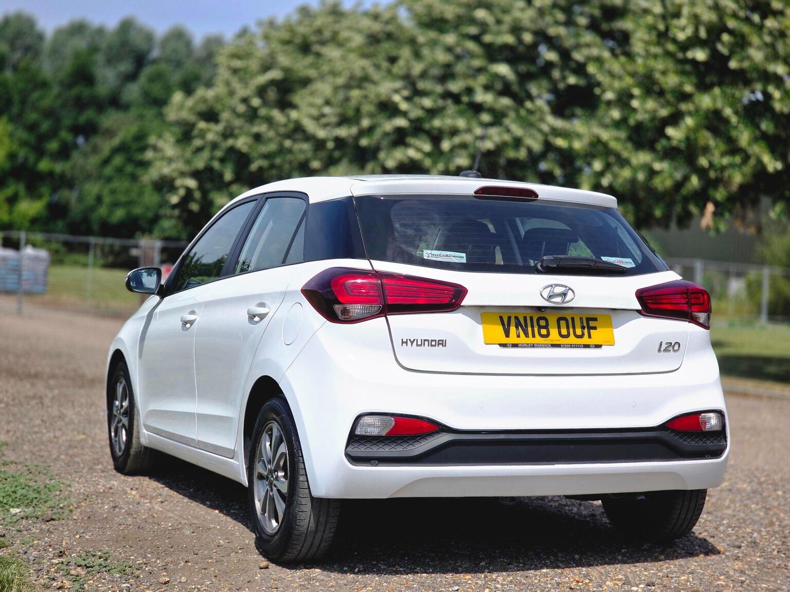 2018 Hyundai i20 image 9