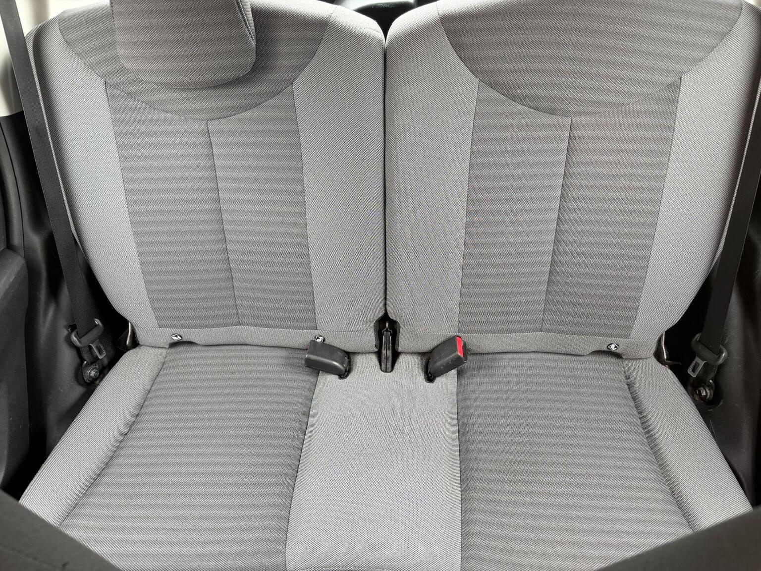 2020 Toyota AYGO image 32