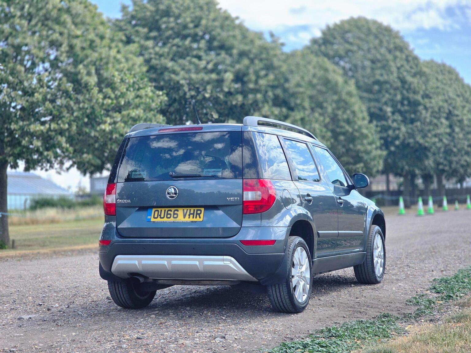 2016 Skoda Yeti image 8