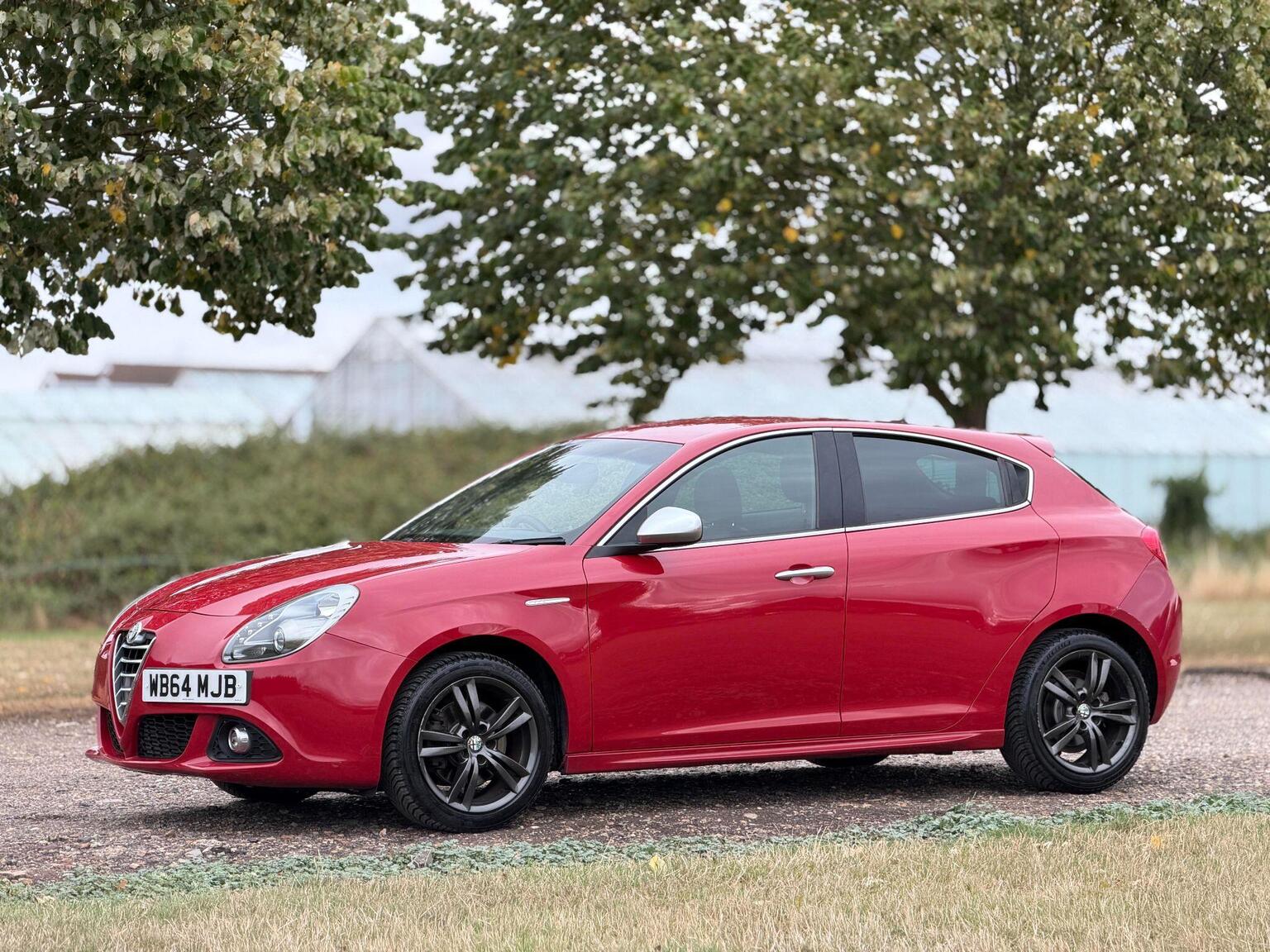 2014 Alfa Romeo Giulietta image 15