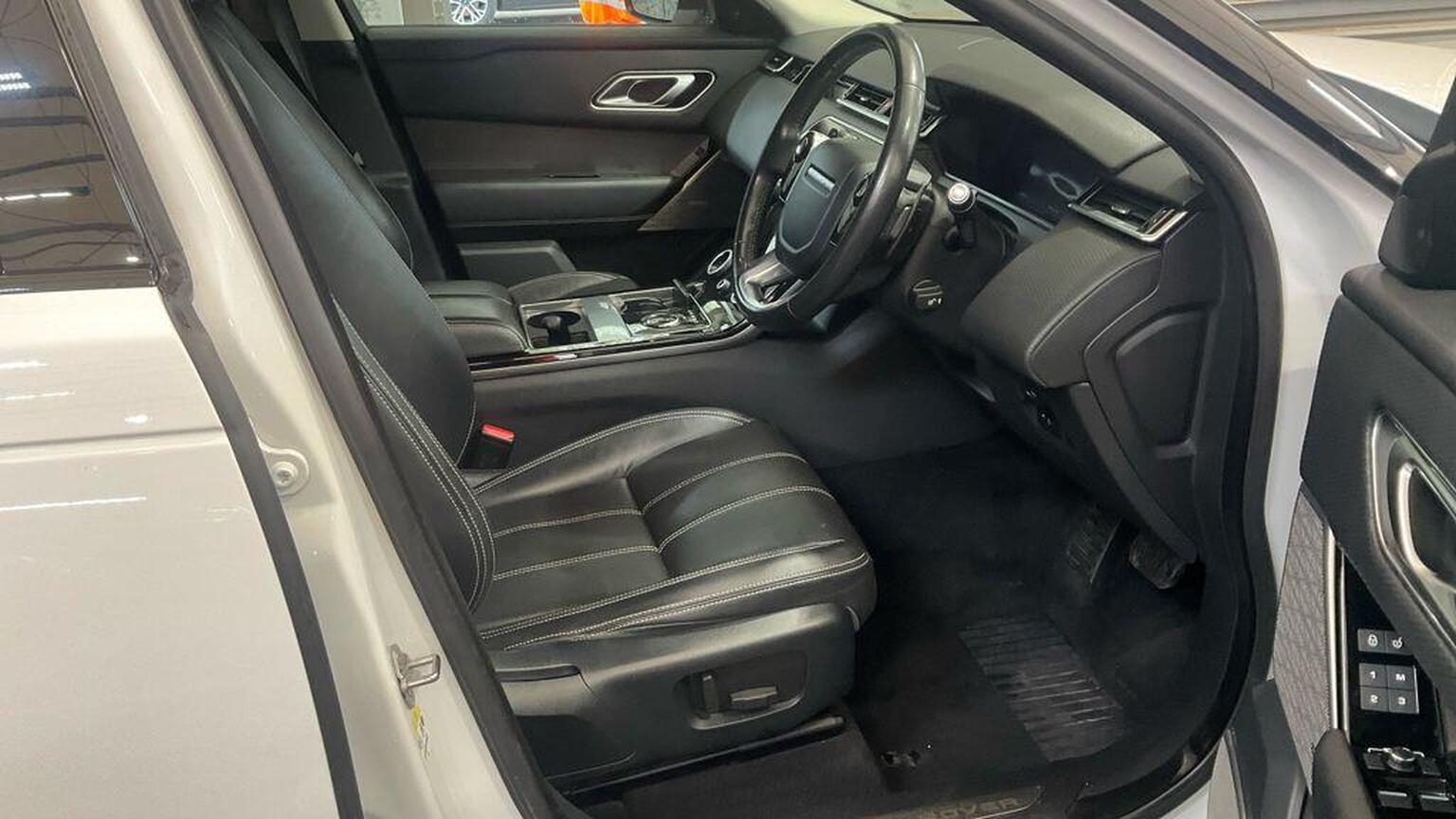 2019 Land Rover Range Rover Velar image 8