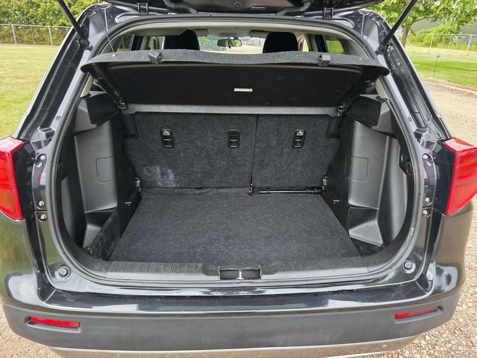2019 Suzuki Vitara image 48