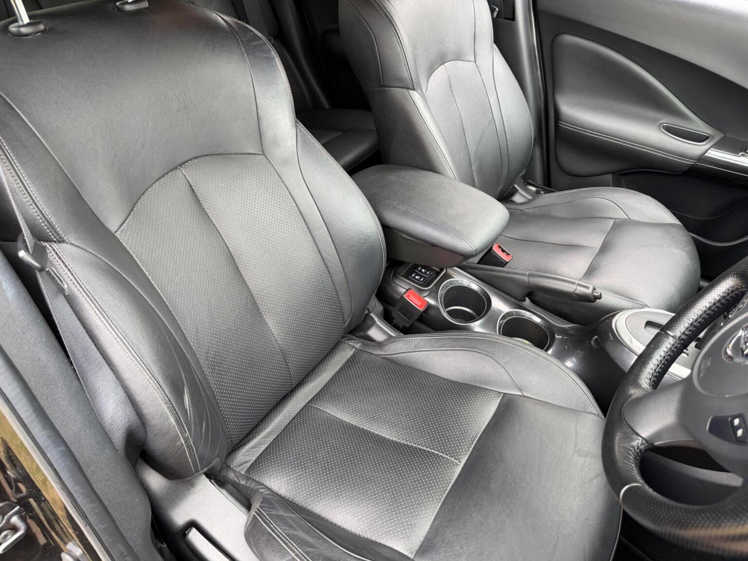 2015 Nissan Juke image 32