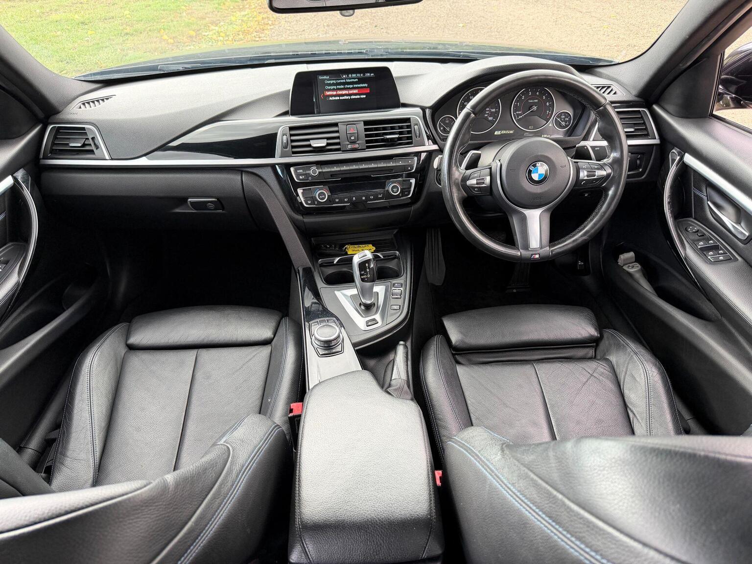 2018 BMW 3 Series image 31