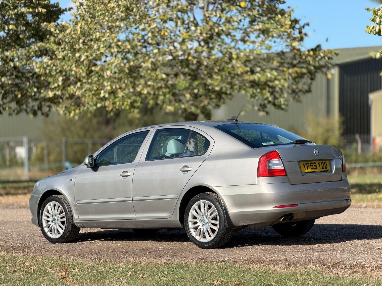 2009 Skoda Octavia image 7