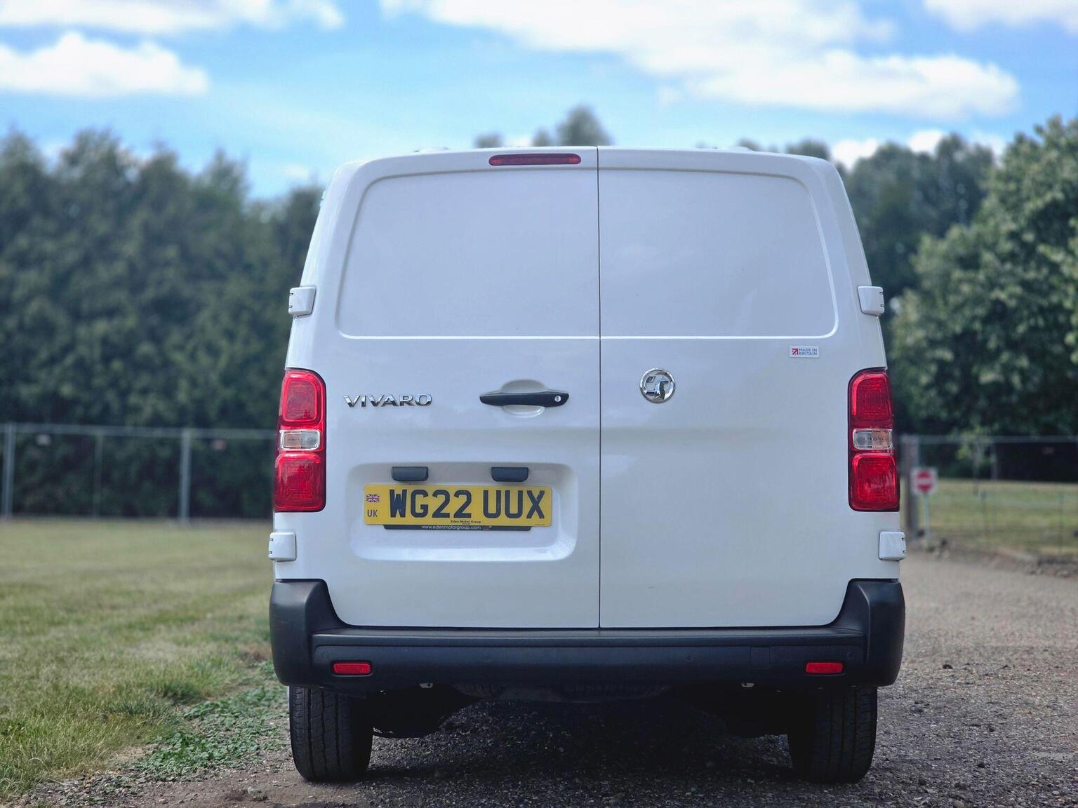 2022 Vauxhall Vivaro image 12