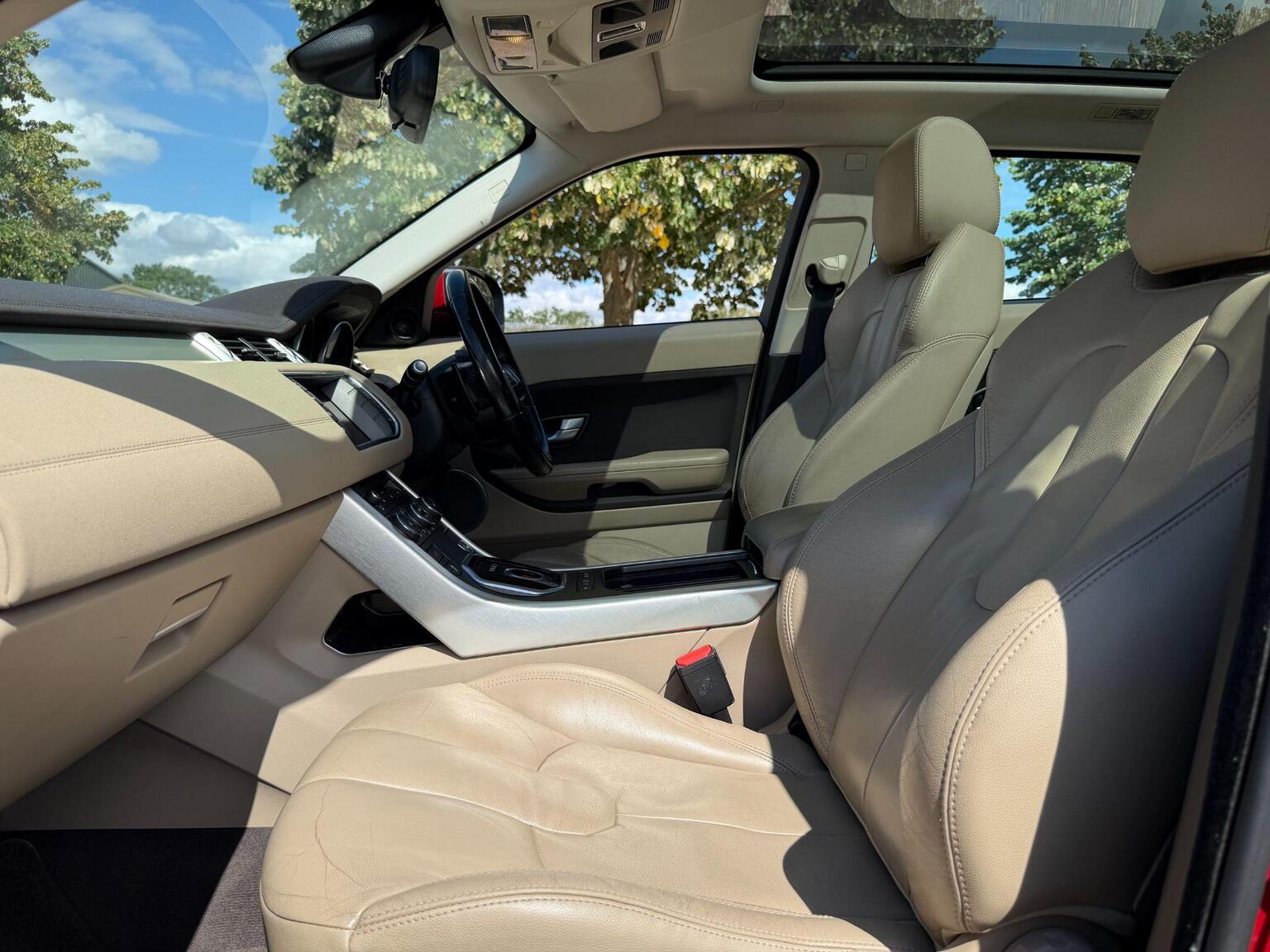 2013 Land Rover Range Rover Evoque image 25