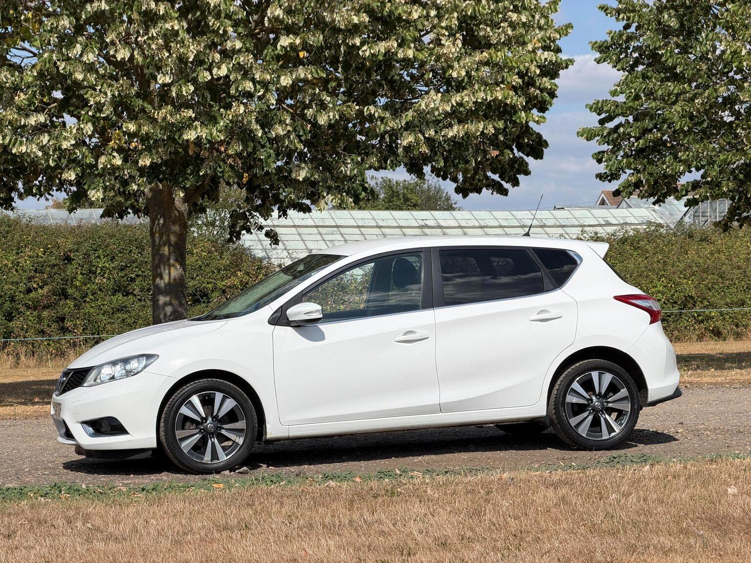 2016 Nissan Pulsar image 16