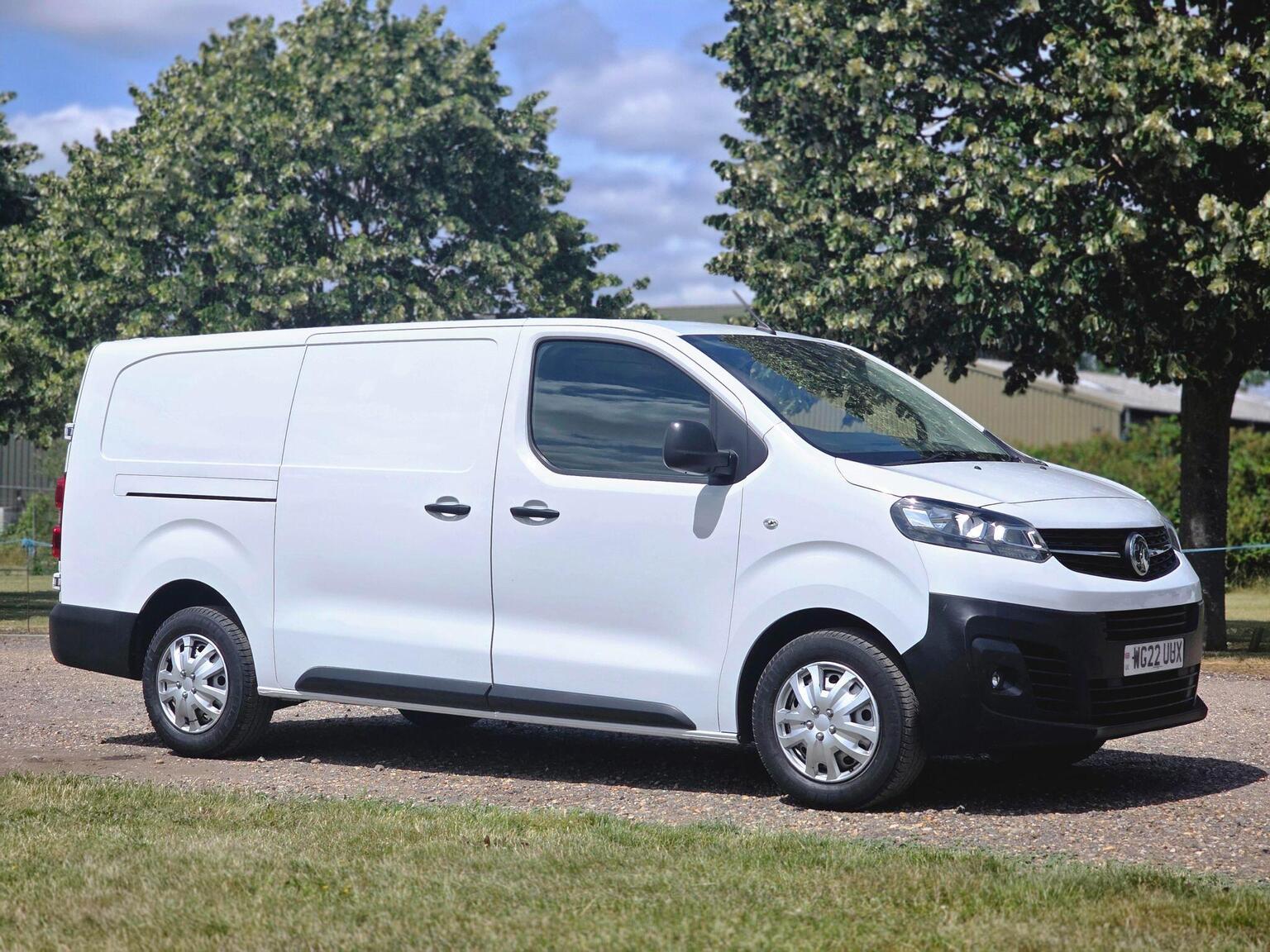 2022 Vauxhall Vivaro image 3