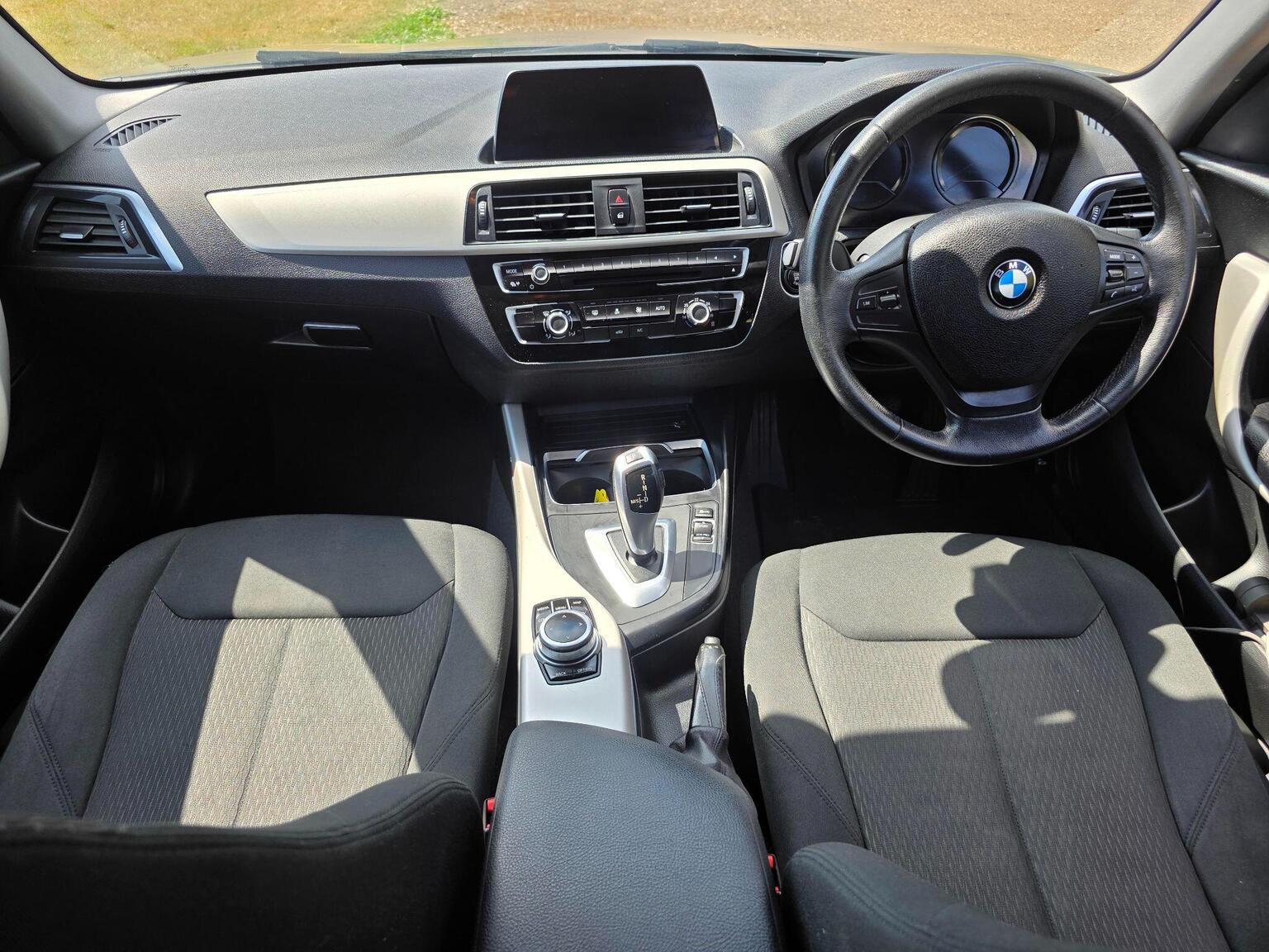 2018 BMW 1 Series image 31