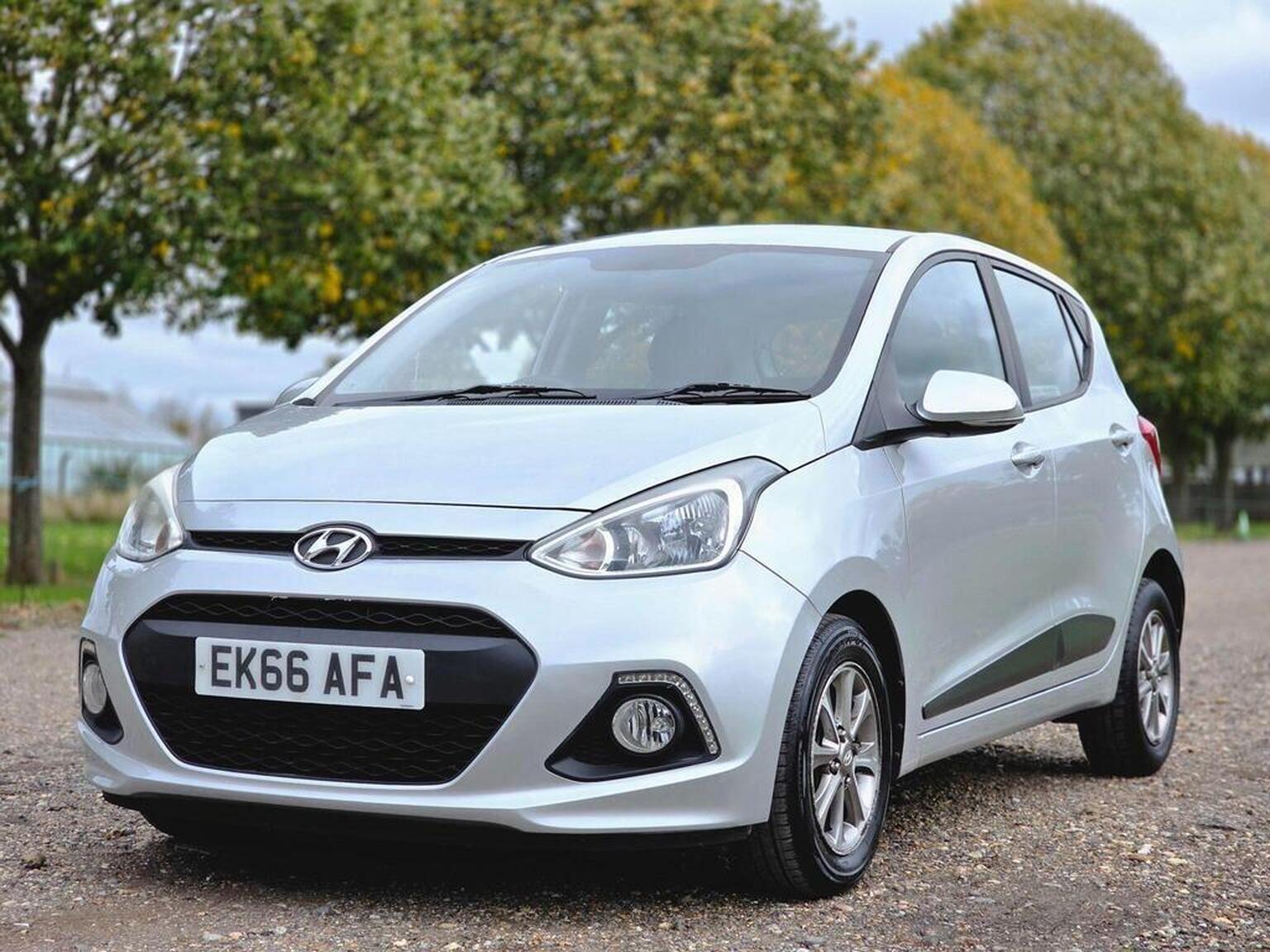 2016 Hyundai i10 image 18