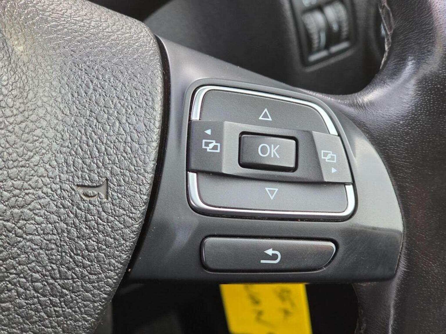 2014 Volkswagen Tiguan image 38