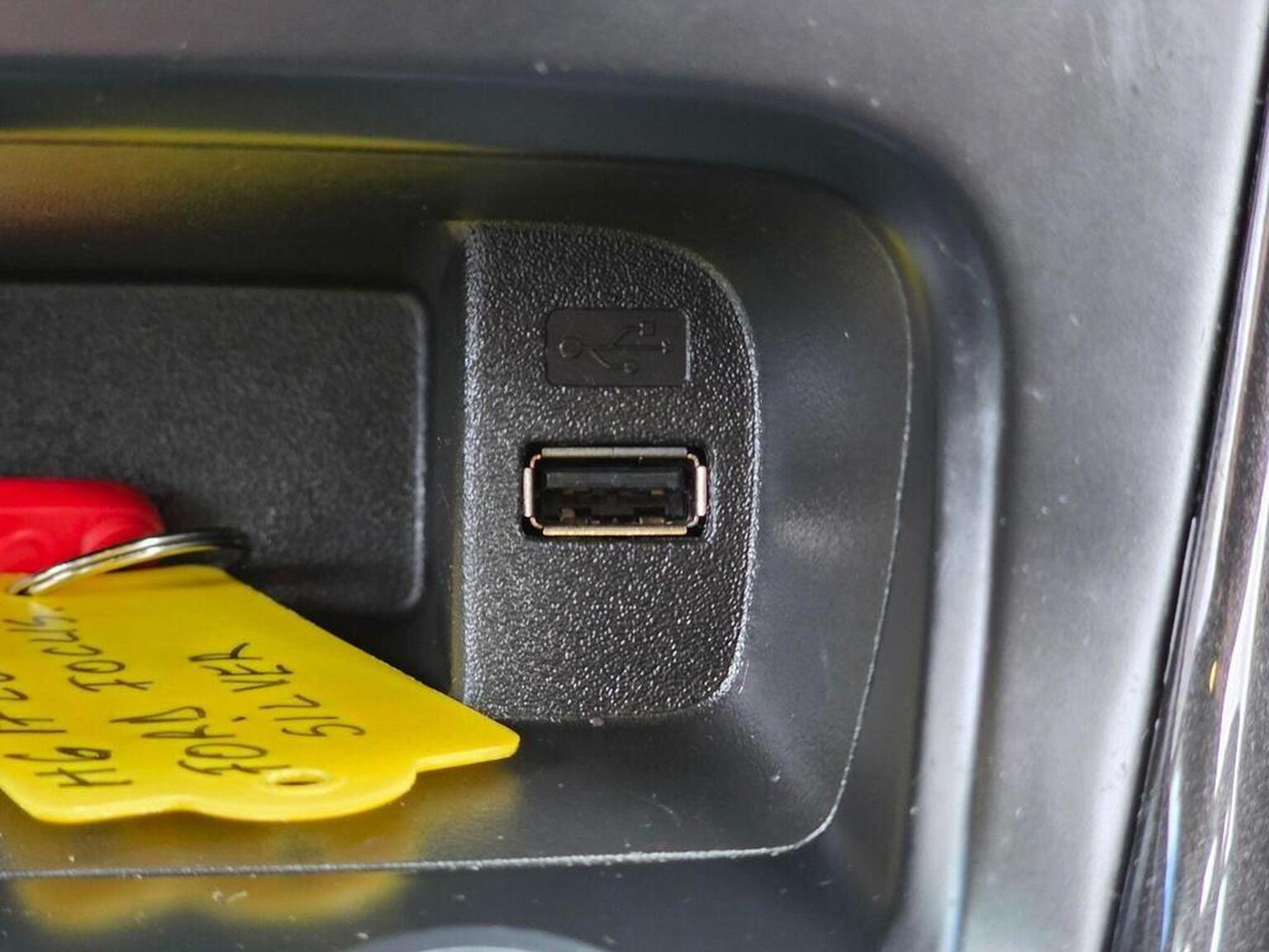 2017 Ford Focus image 39